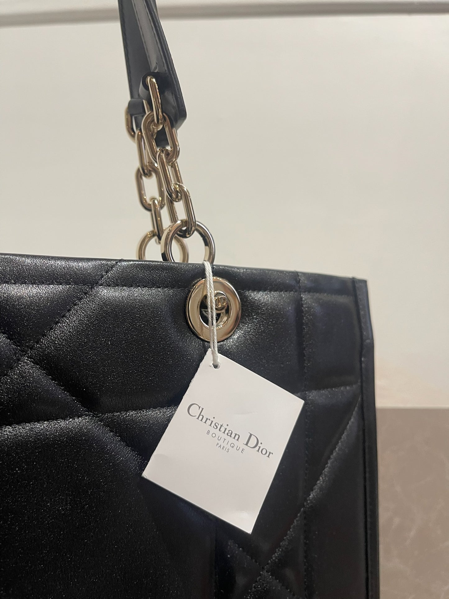 Sac Dior Essential medium noir