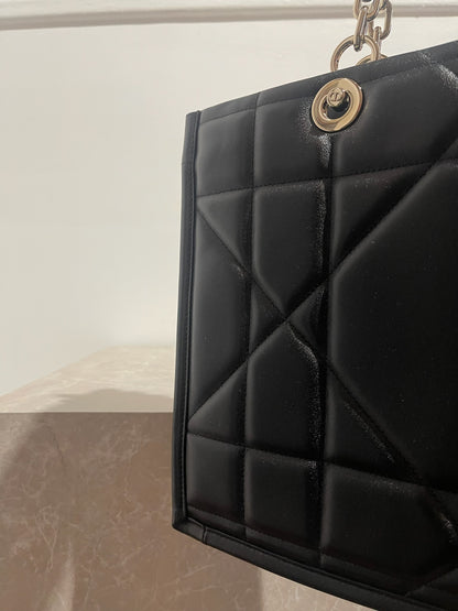 Sac Dior Essential medium noir