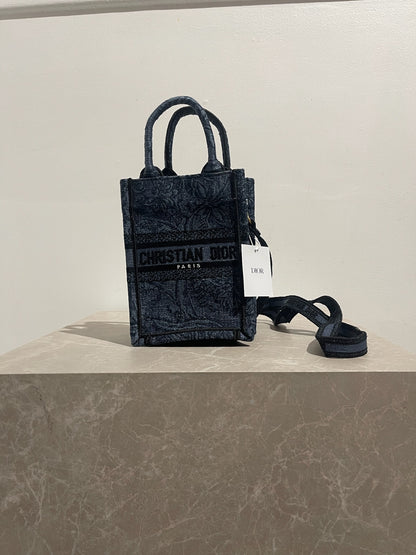 Sac Dior Book Tote mini bleu