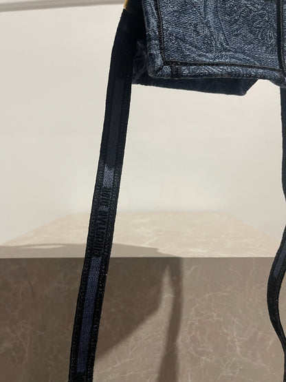 Sac Dior Book Tote mini bleu