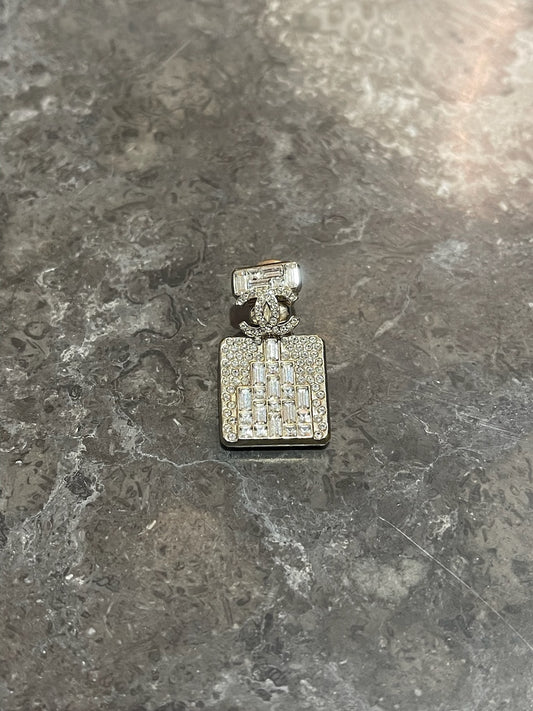 Pins Chanel Parfum doré