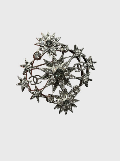 Broche Chanel argentée