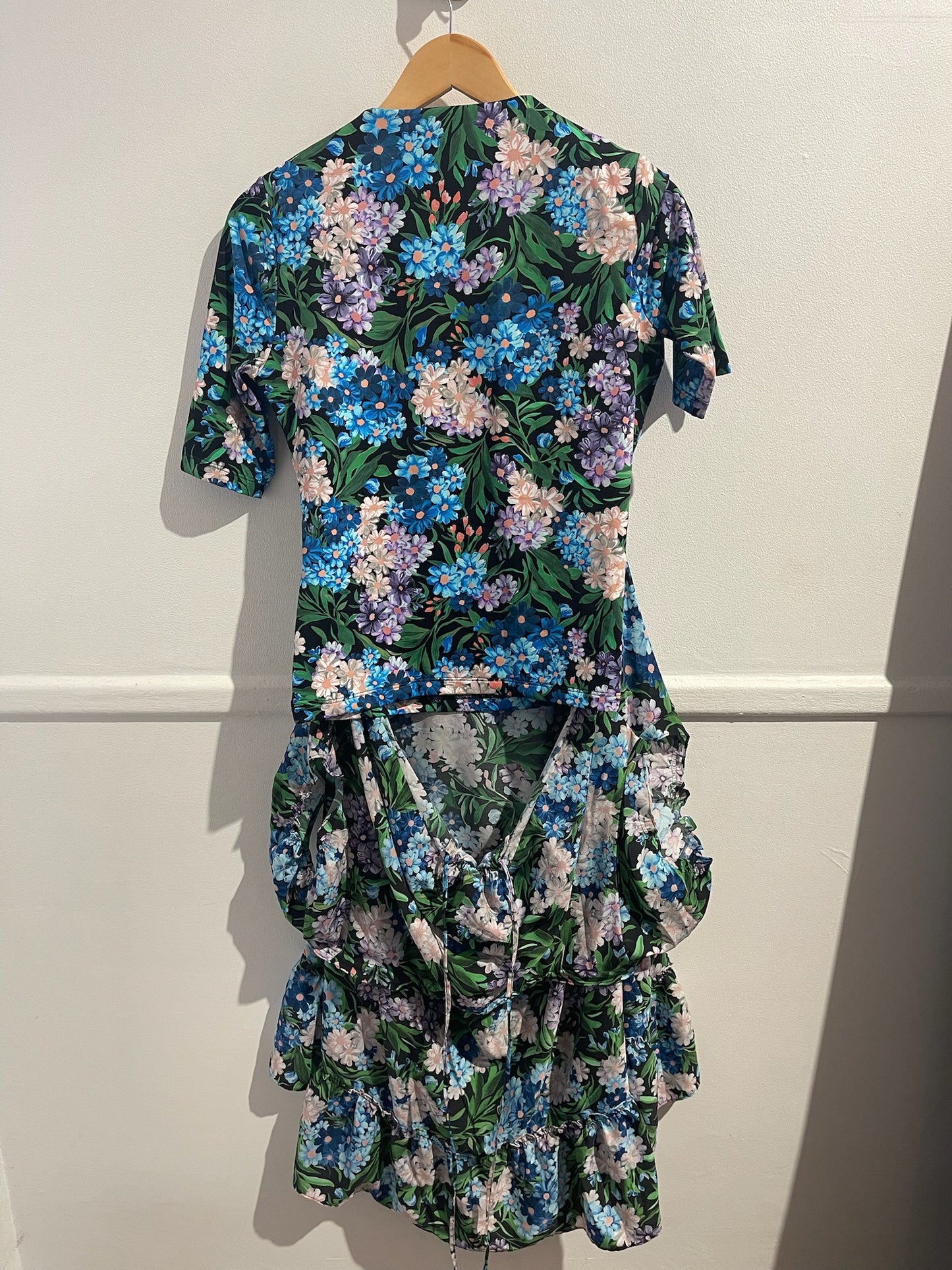 Robe Balenciaga à fleurs T.M NEUVE