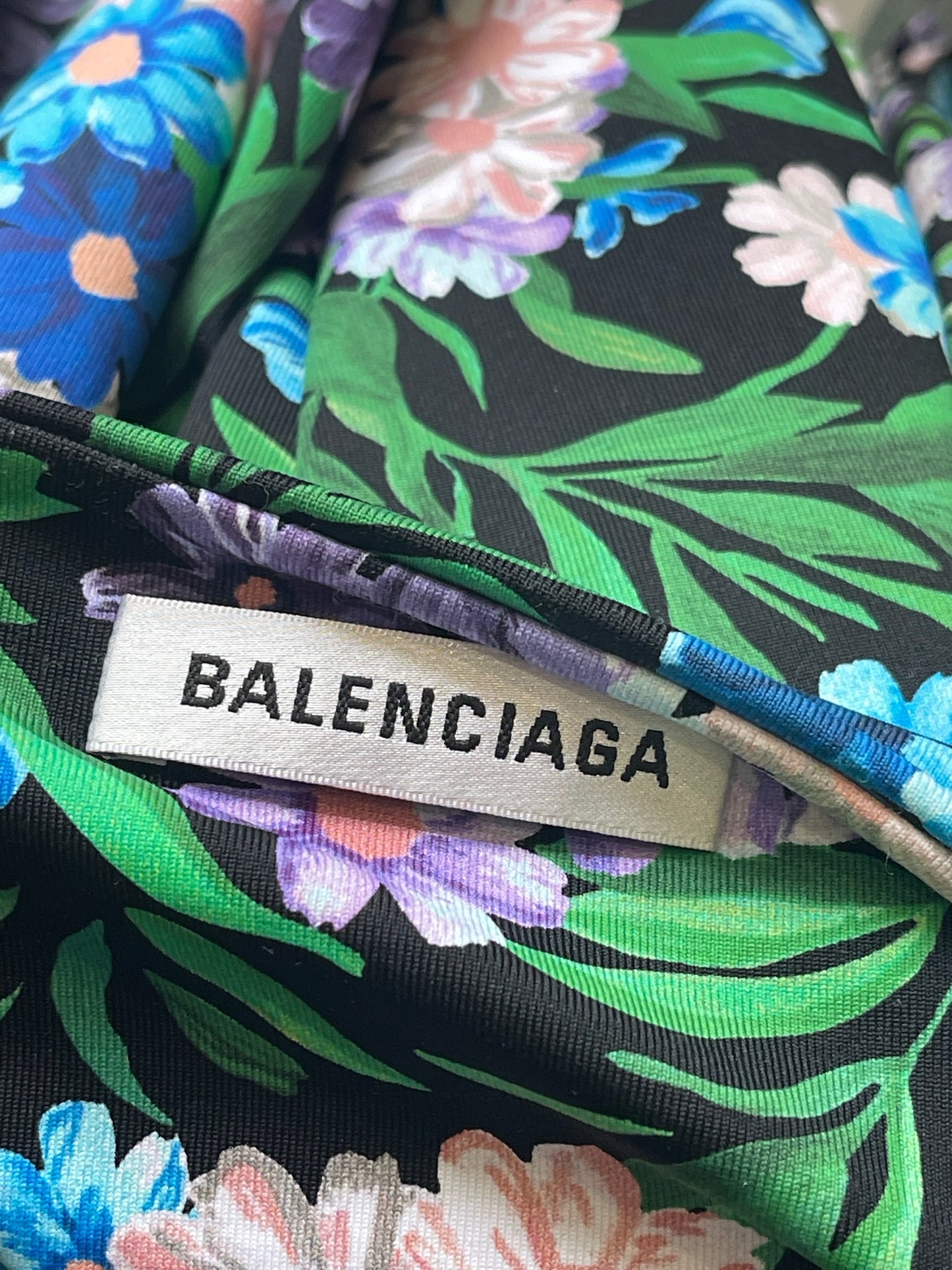 Robe Balenciaga à fleurs T.M NEUVE