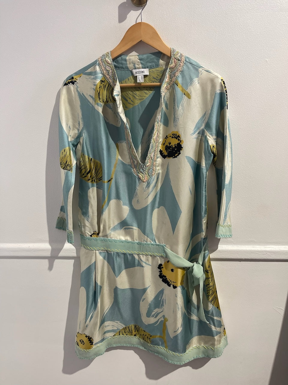 Robe Moschino imprimée T.38