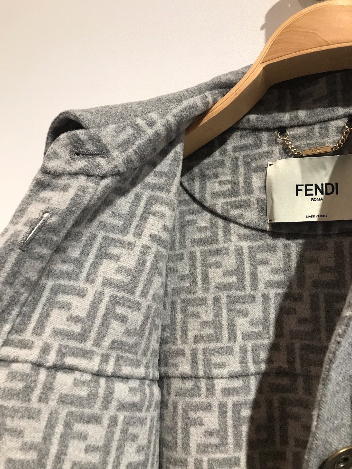 Manteau Fendi gris T.42