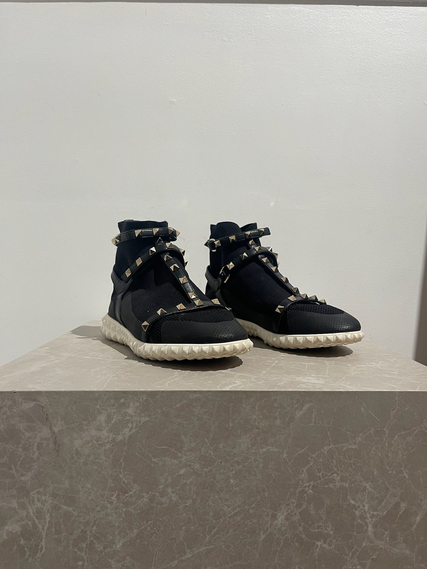 Baskets Valentino noires T.38