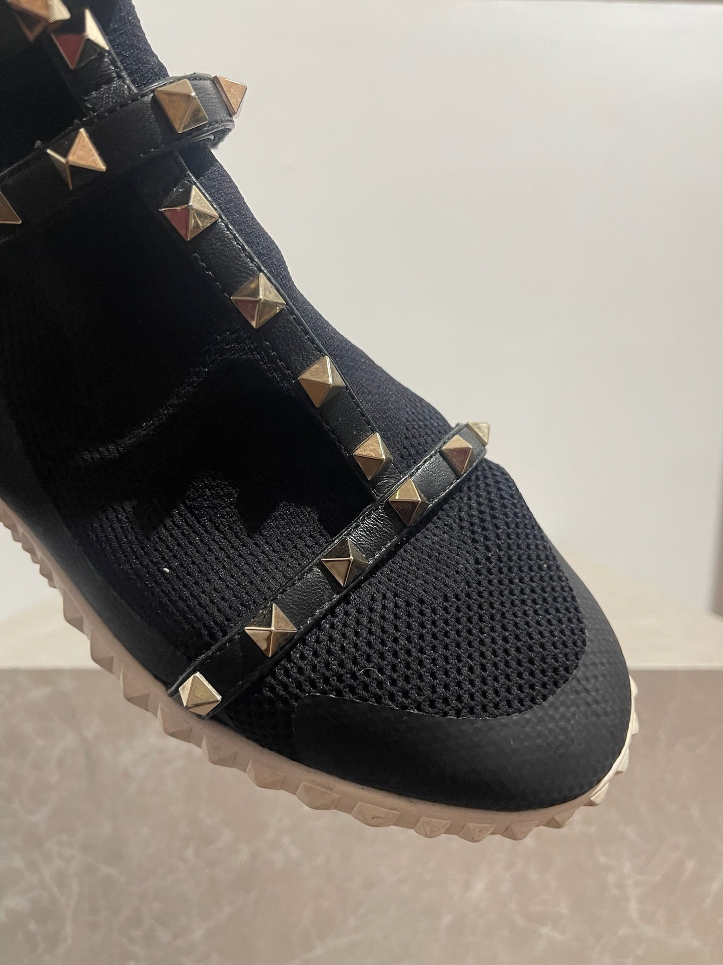 Baskets Valentino noires T.38