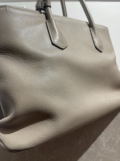 Sac Prada Turnlock Twin beige