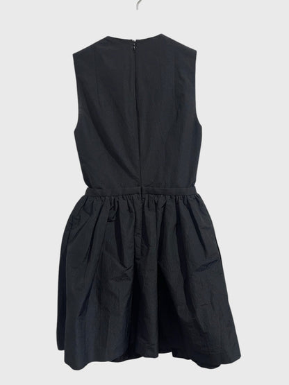Robe Carven noire T.36