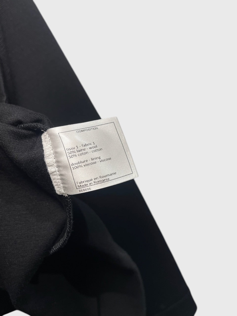 Veste Chanel noire T.42