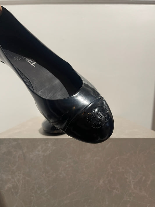 Ballerines Chanel noires T.38