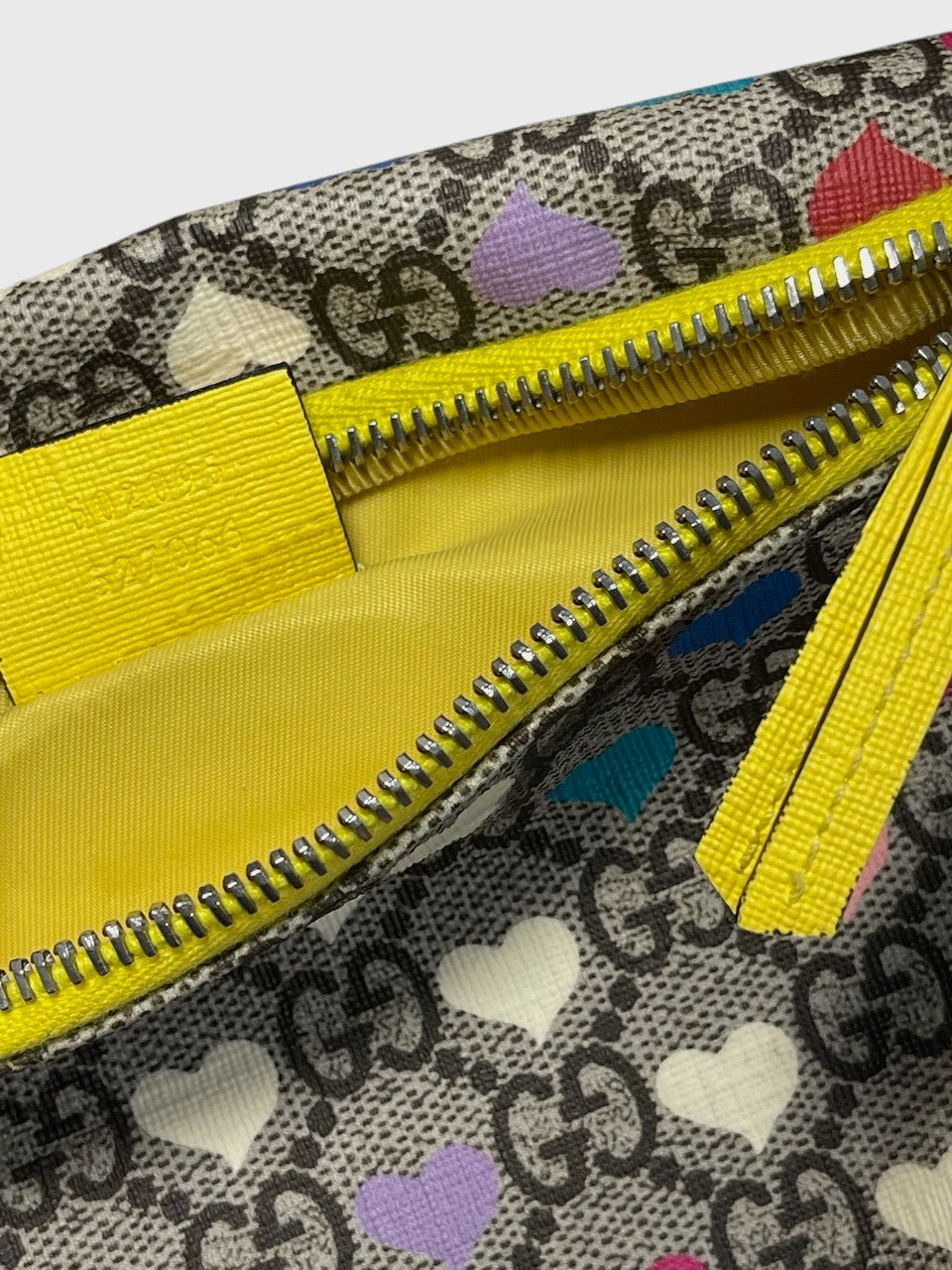 Sac ceinture Gucci coeurs