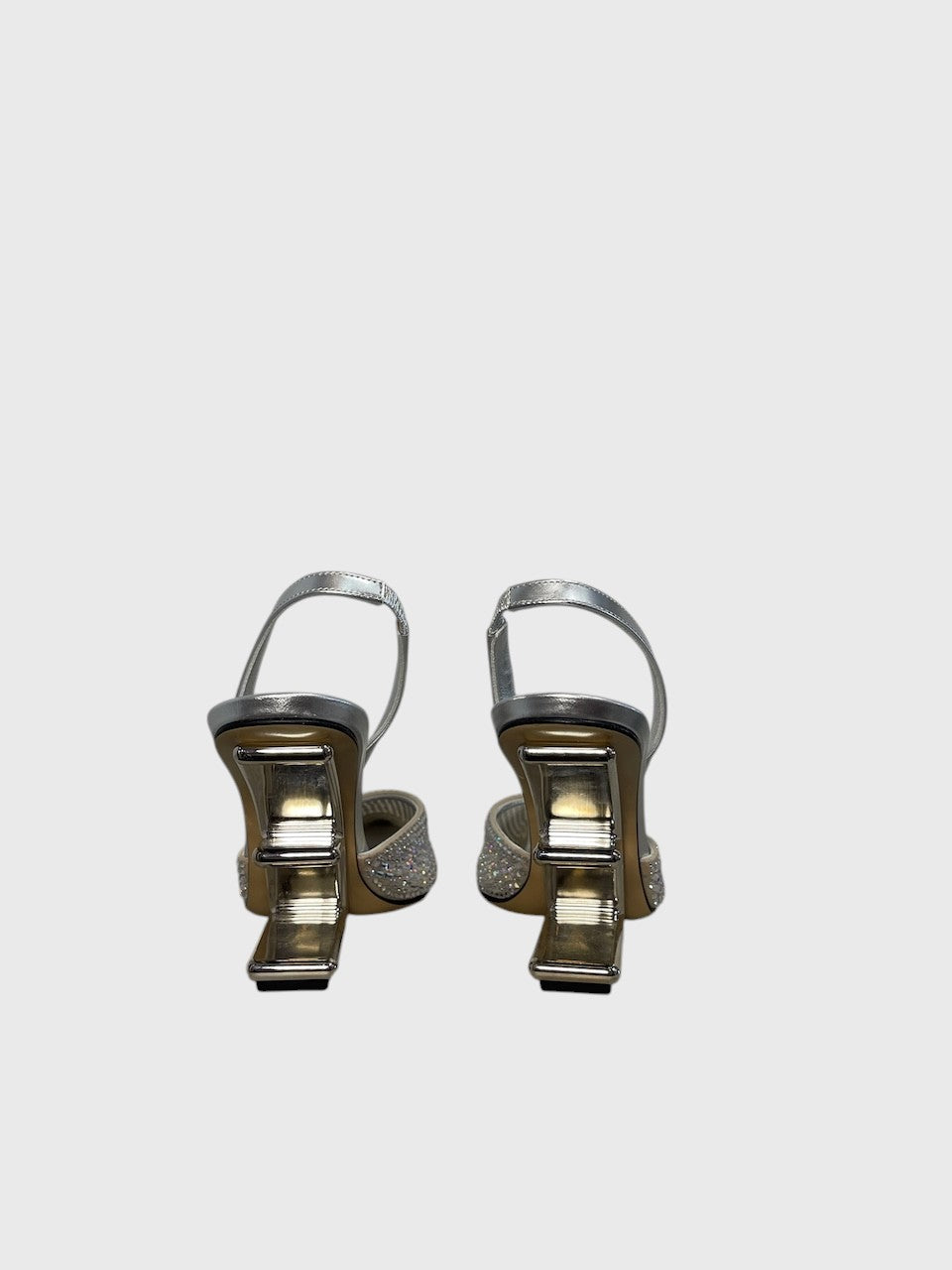 Escarpins Fendi argents T.36
