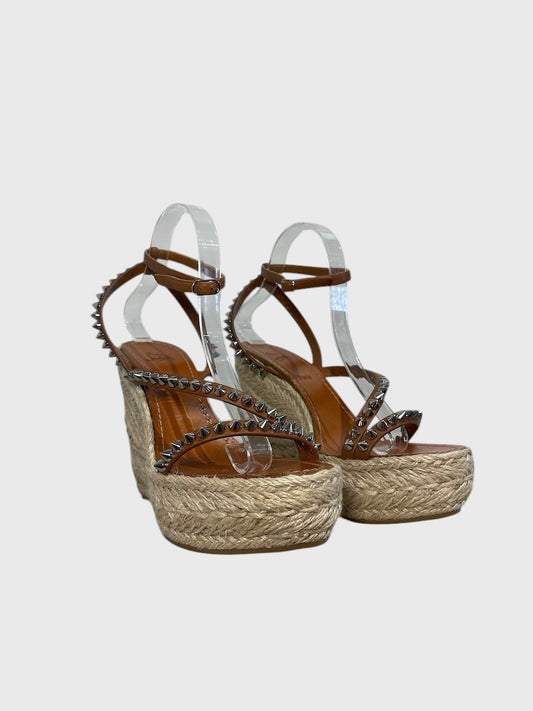 Sandales Christian Louboutin camel T.40