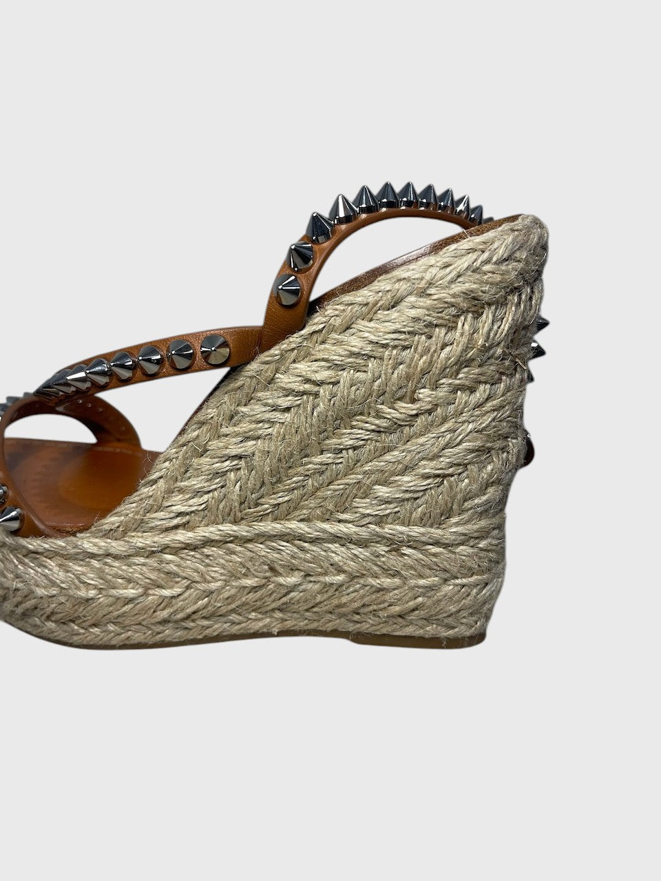 Sandales Christian Louboutin camel T.40