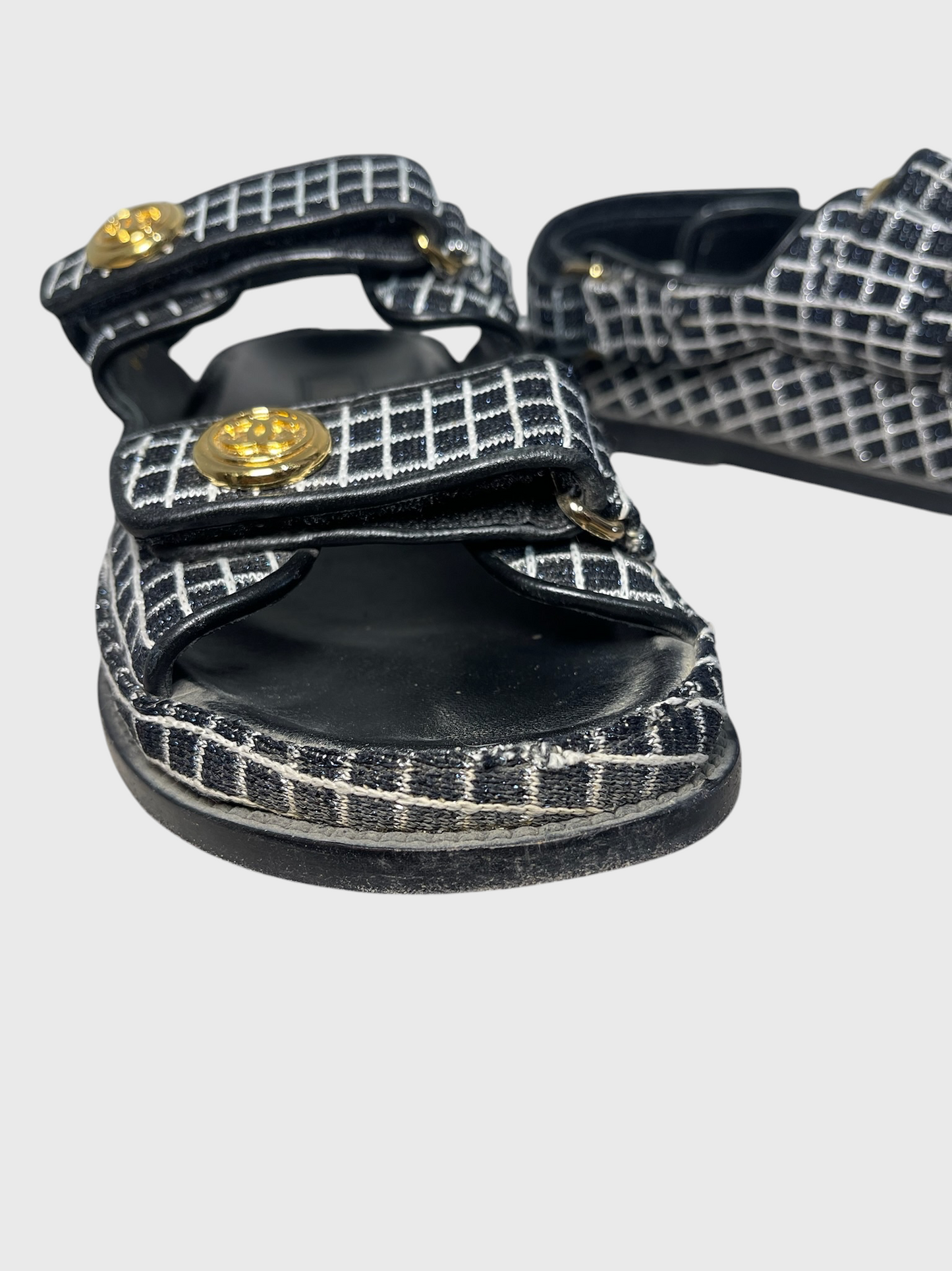 Sandales Chanel Dad noires T.37