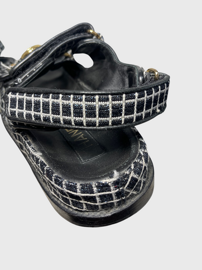 Sandales Chanel Dad noires T.37