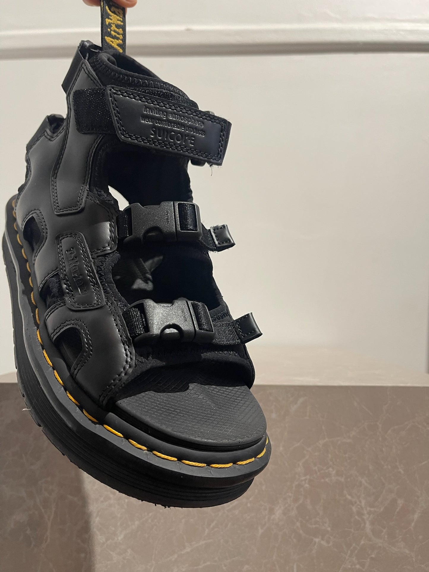 Sandales Suicoke Boak x Dr.Martens T.38