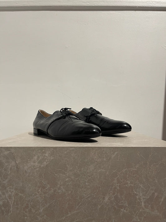 Derbies Prada noires T.40