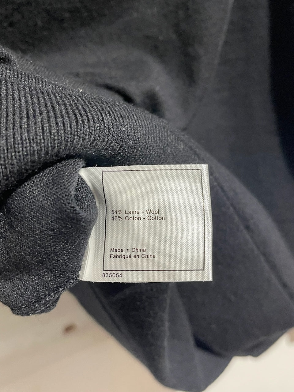 Pull Chanel noir T.XS