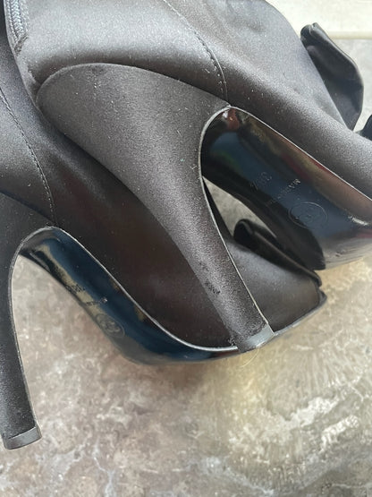 Boots Chanel noires T.38,5