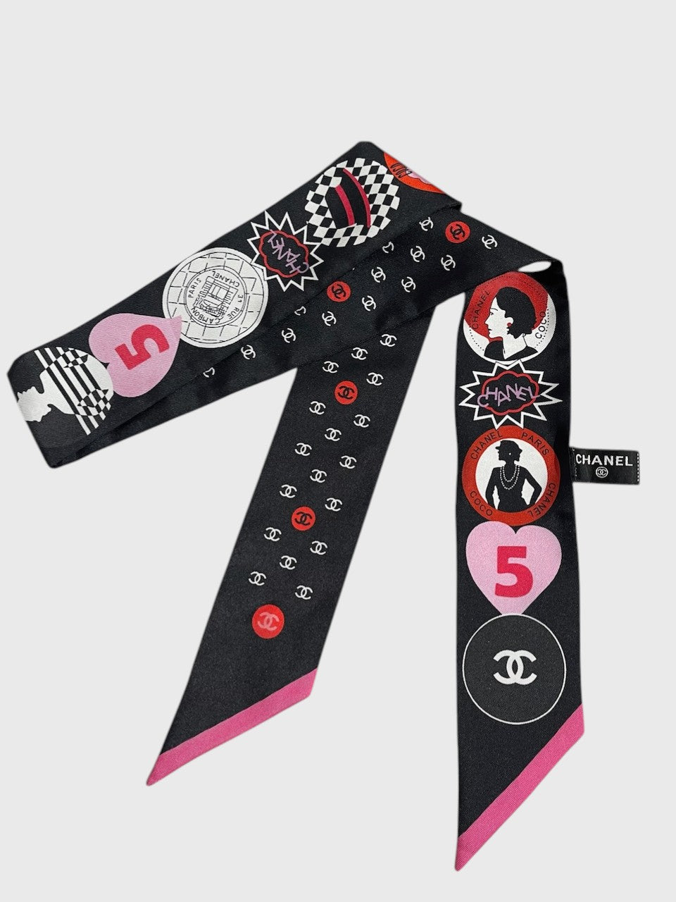 Foulard slim Chanel noir et rose