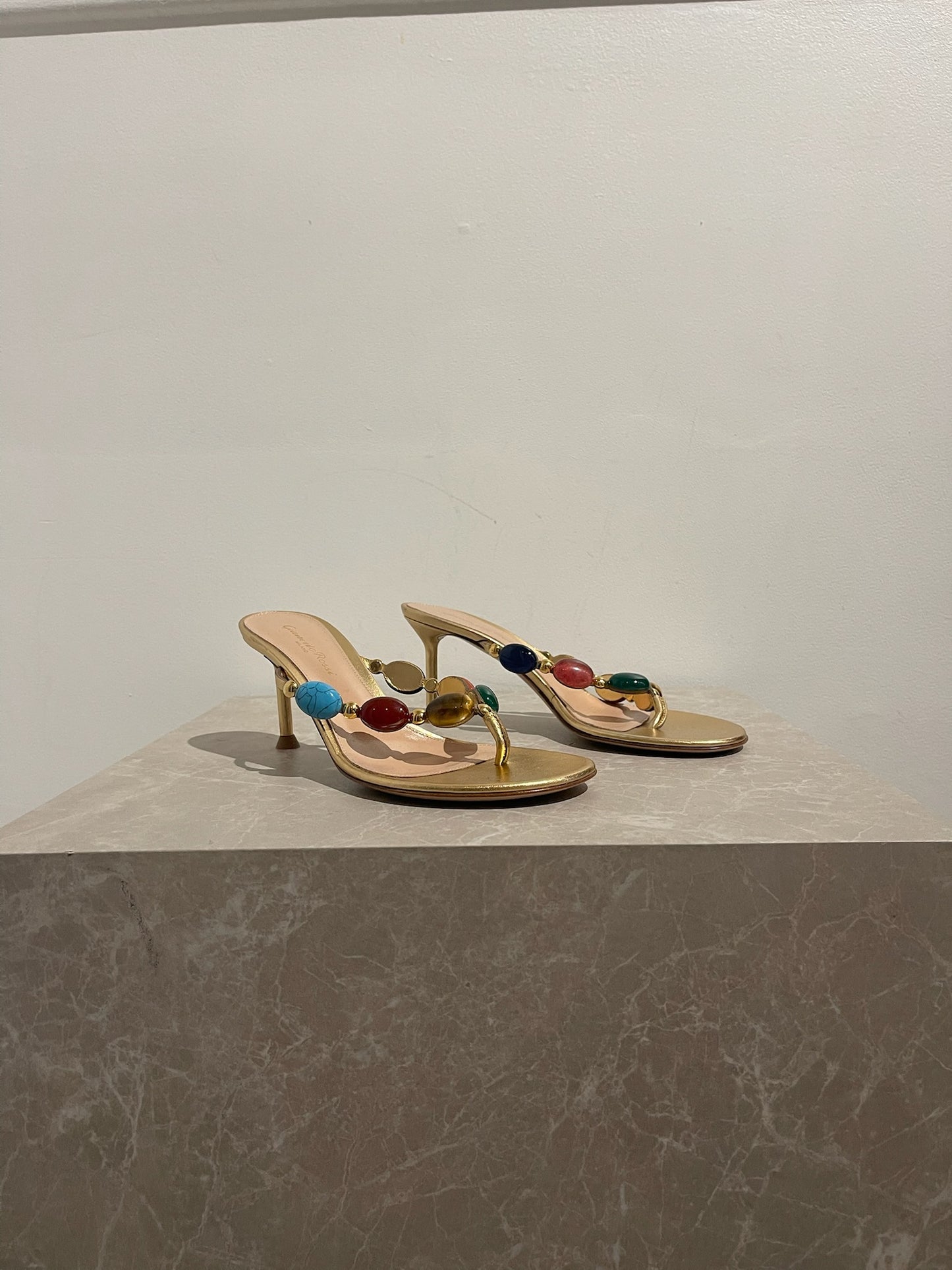 Sandales Gianvito Rossi Shanti T.37