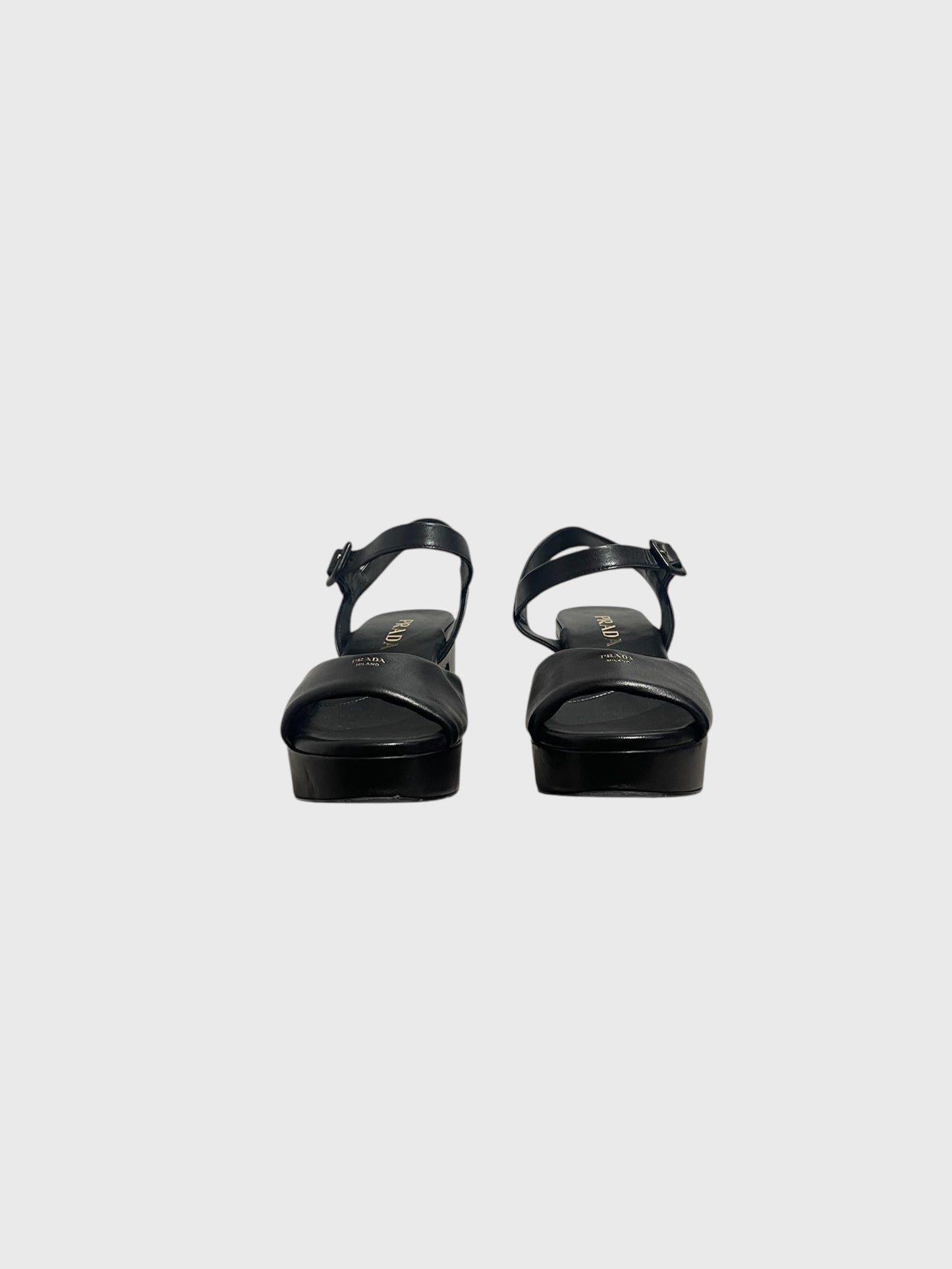 Sandales Prada noires T.37