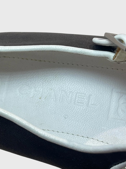 Ballerines Chanel Mary Jane T.39