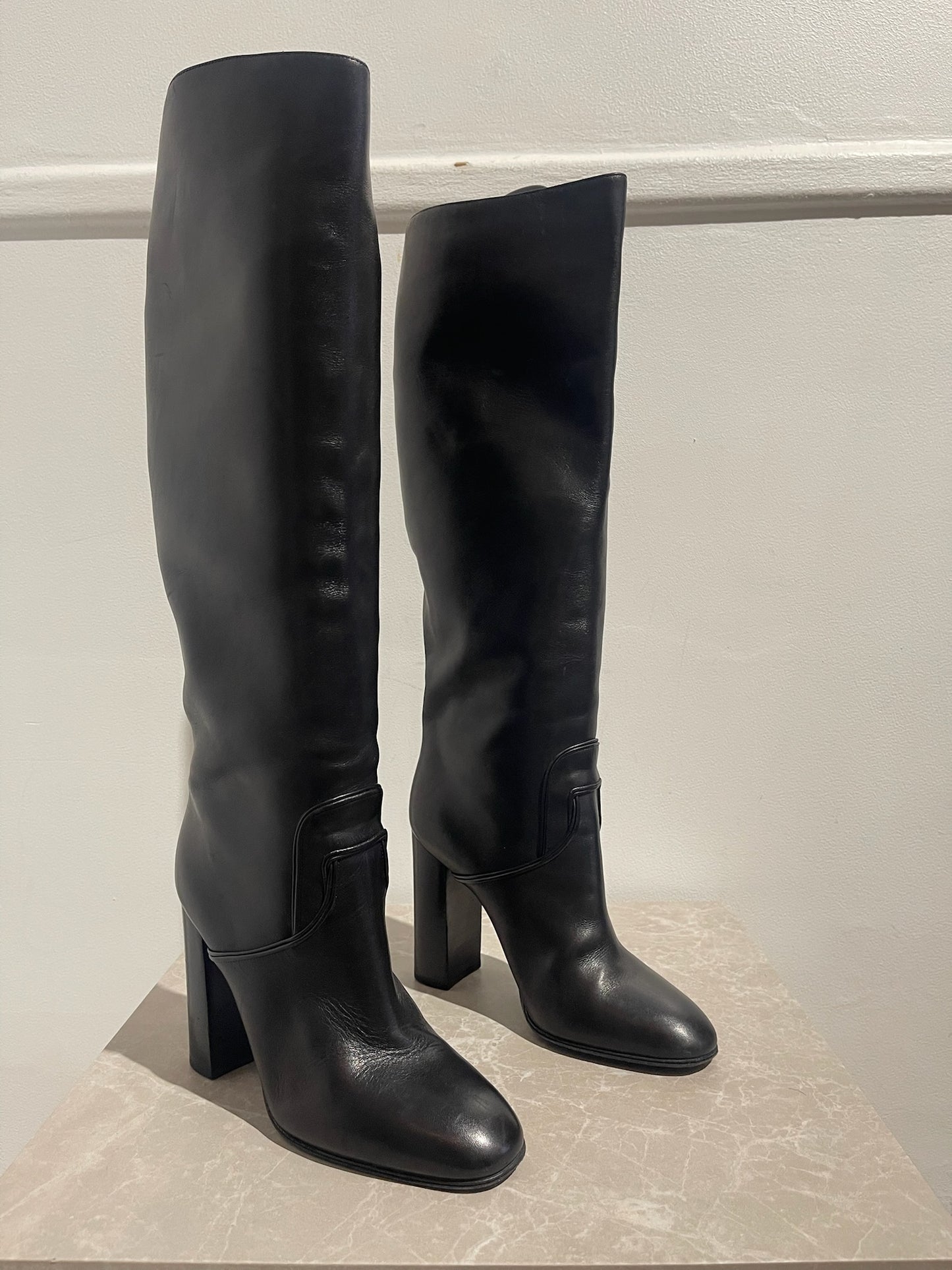 Bottes Bottega Veneta noires T.37