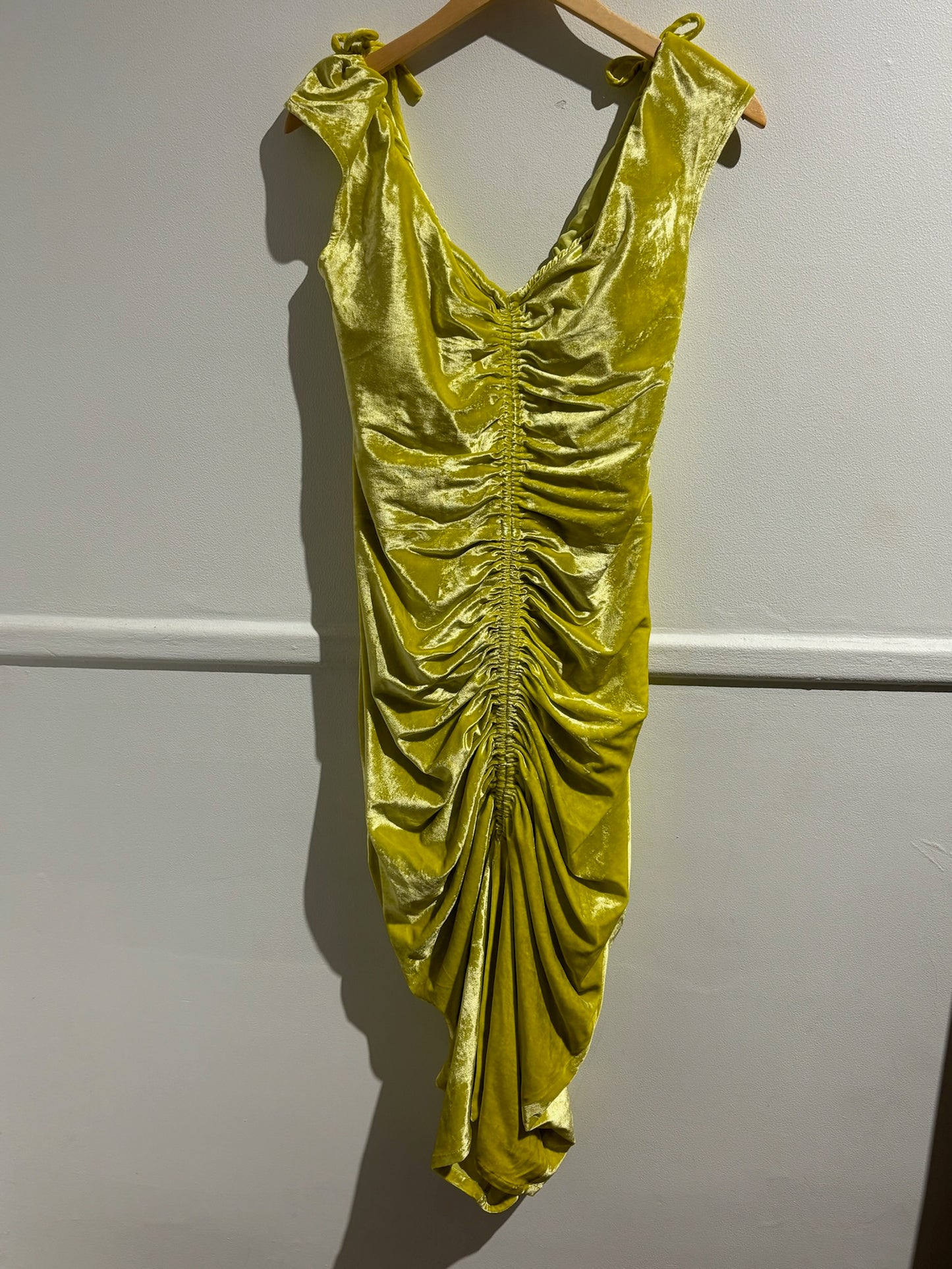 Robe Bottega Veneta jaune T.34 NEUVE