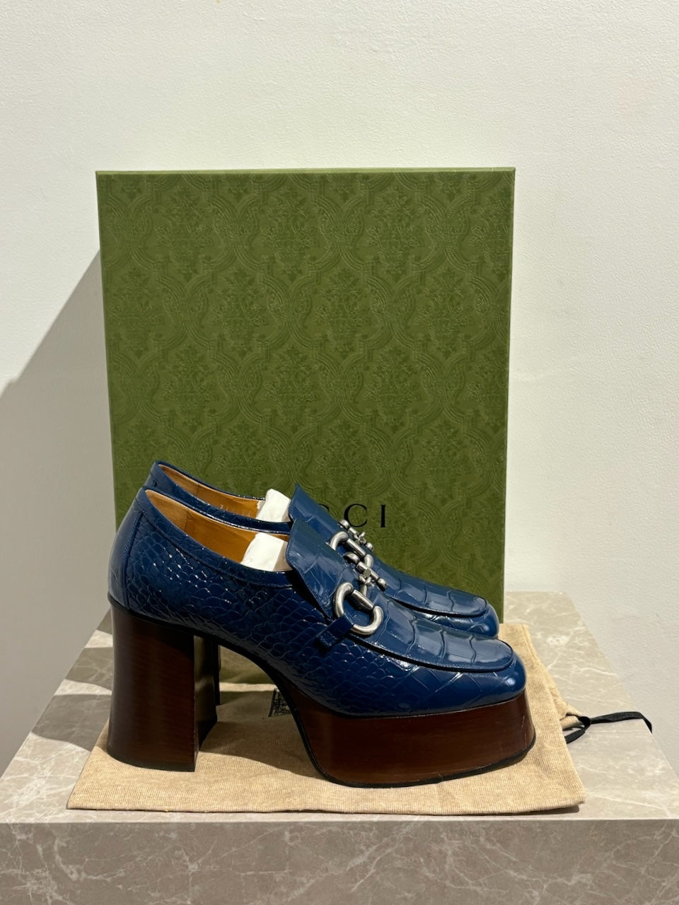 Mocassins Gucci bleus T.39.5