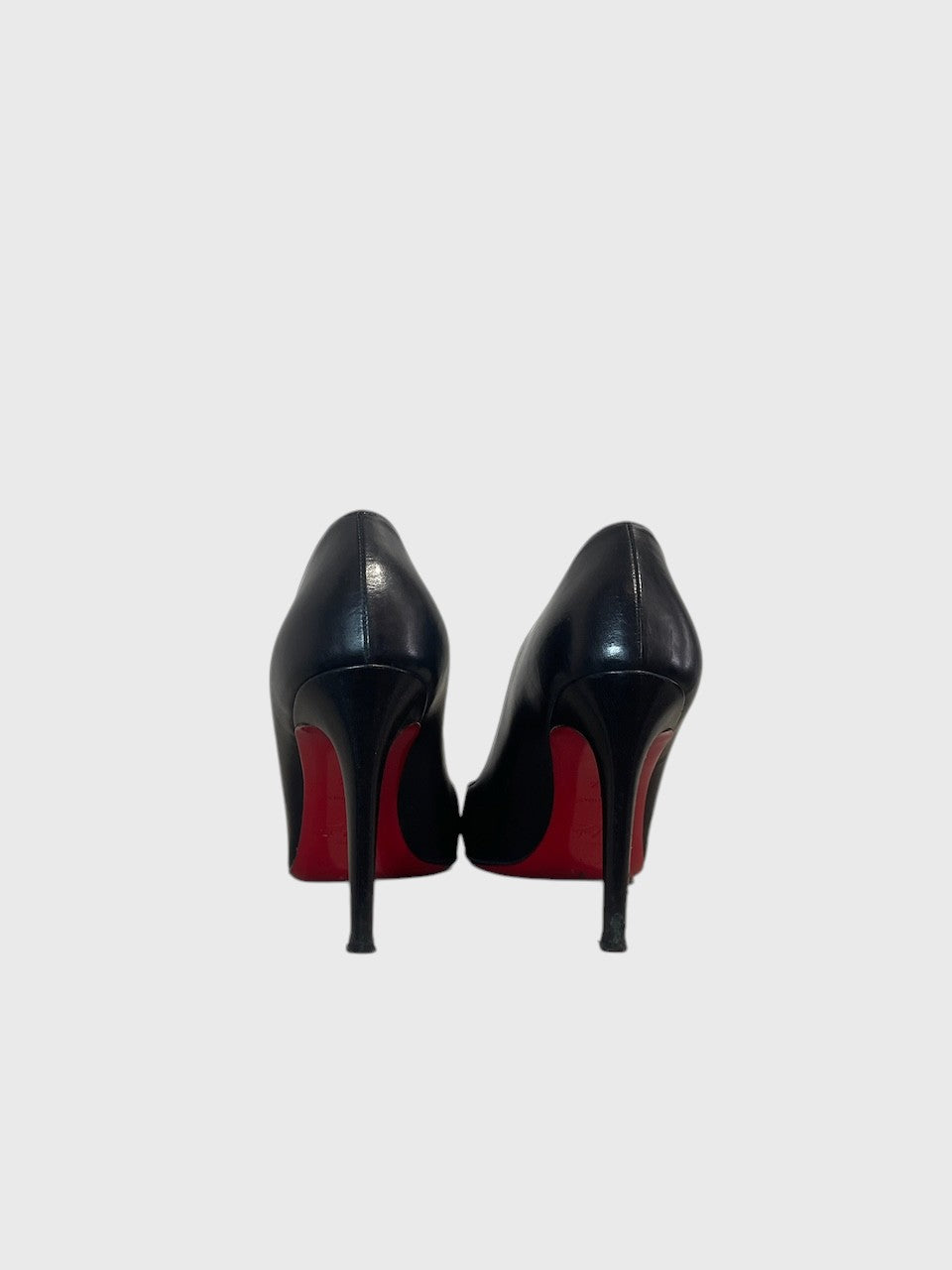 Escarpins Christian Louboutin noir T.36,5
