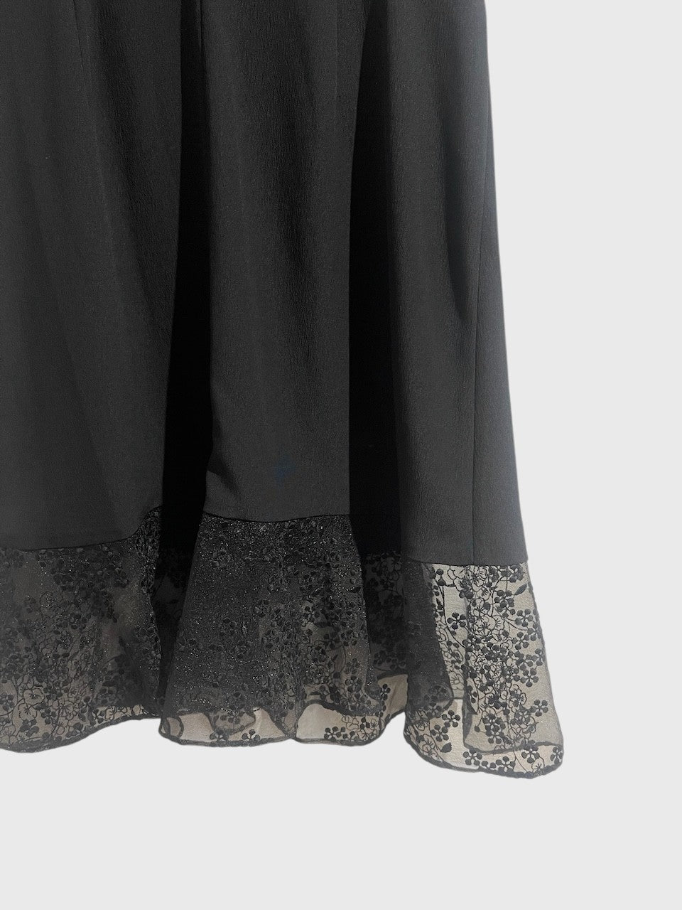 Robe Carven noire T.38