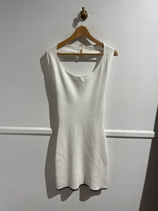 Robe Jacquemus blanche T.36