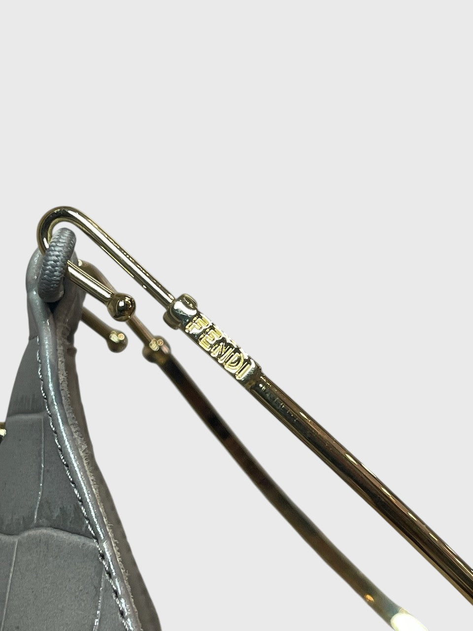 Sandales Fendi grises T.40
