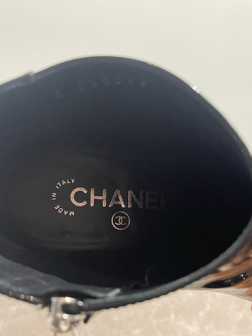 Bottines Chanel noires T.37,5