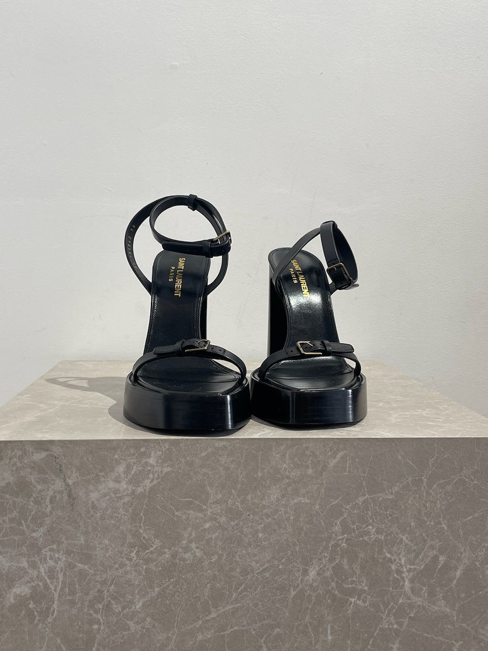 Sandales Saint Laurent noires T.38