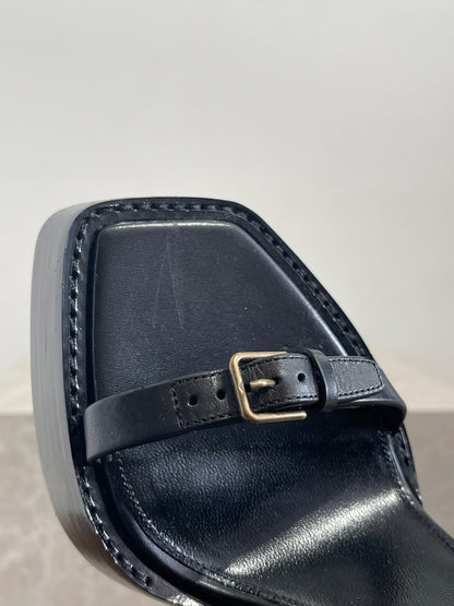 Sandales Saint Laurent noires T.38