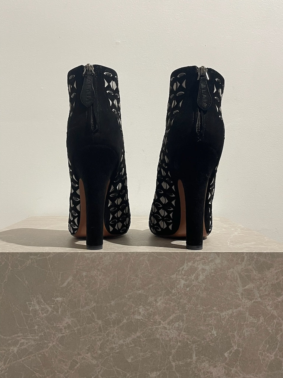 Bottines Alaia noires T.39