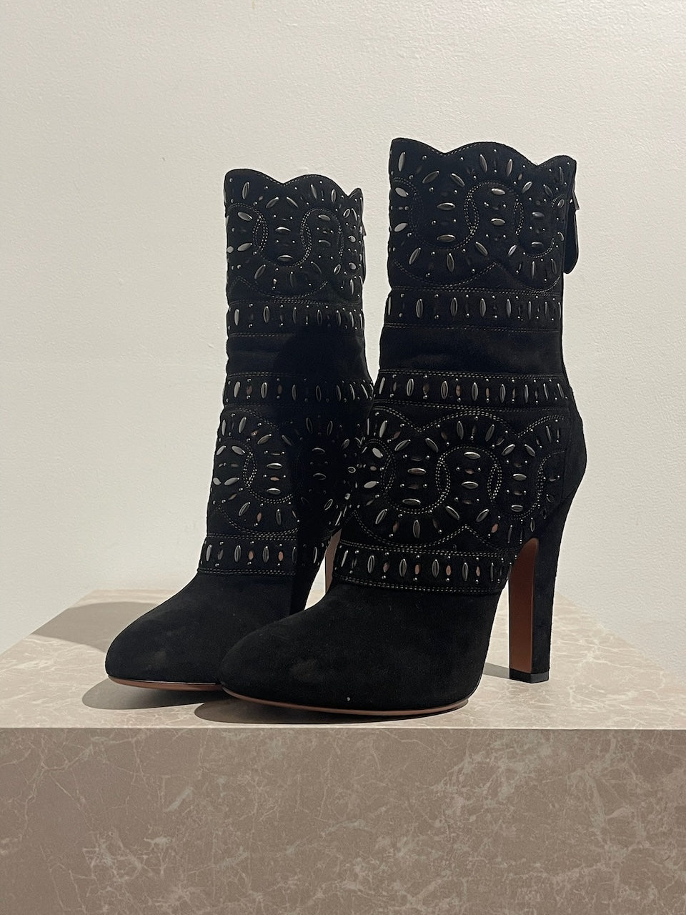 Bottines Alaia noires T.39