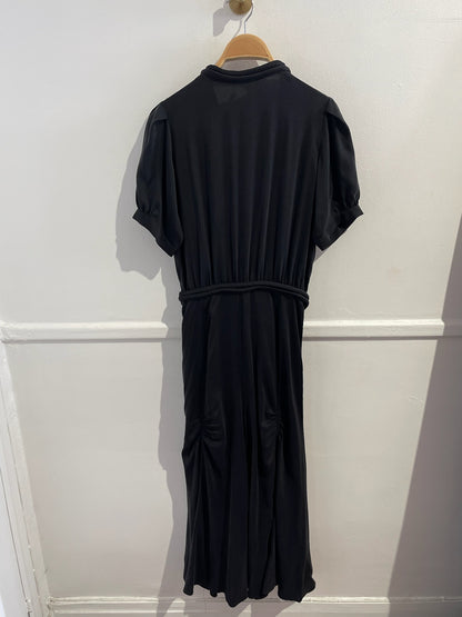 Robe Carven noire T.38