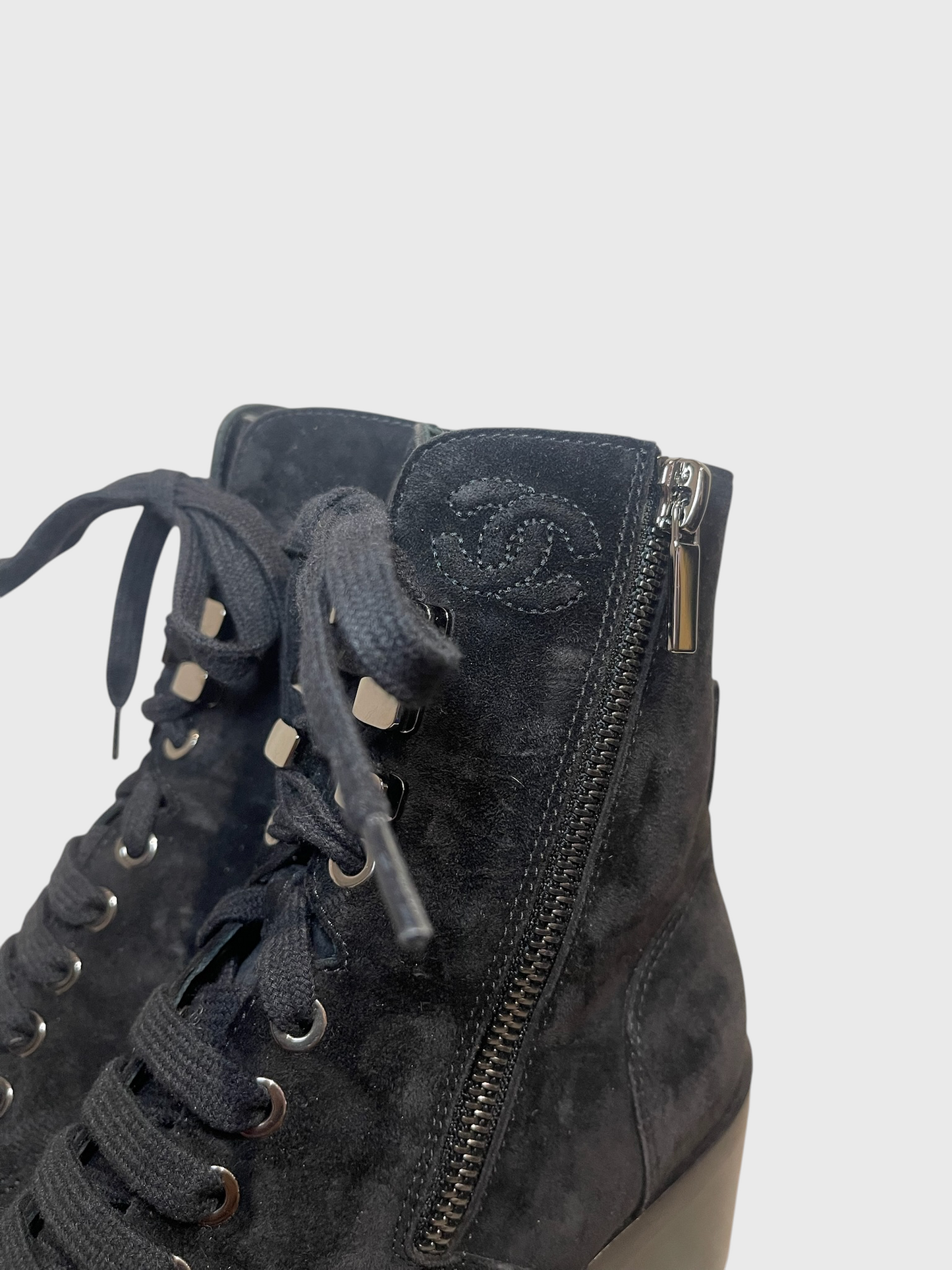 Bottines Chanel noires T.37