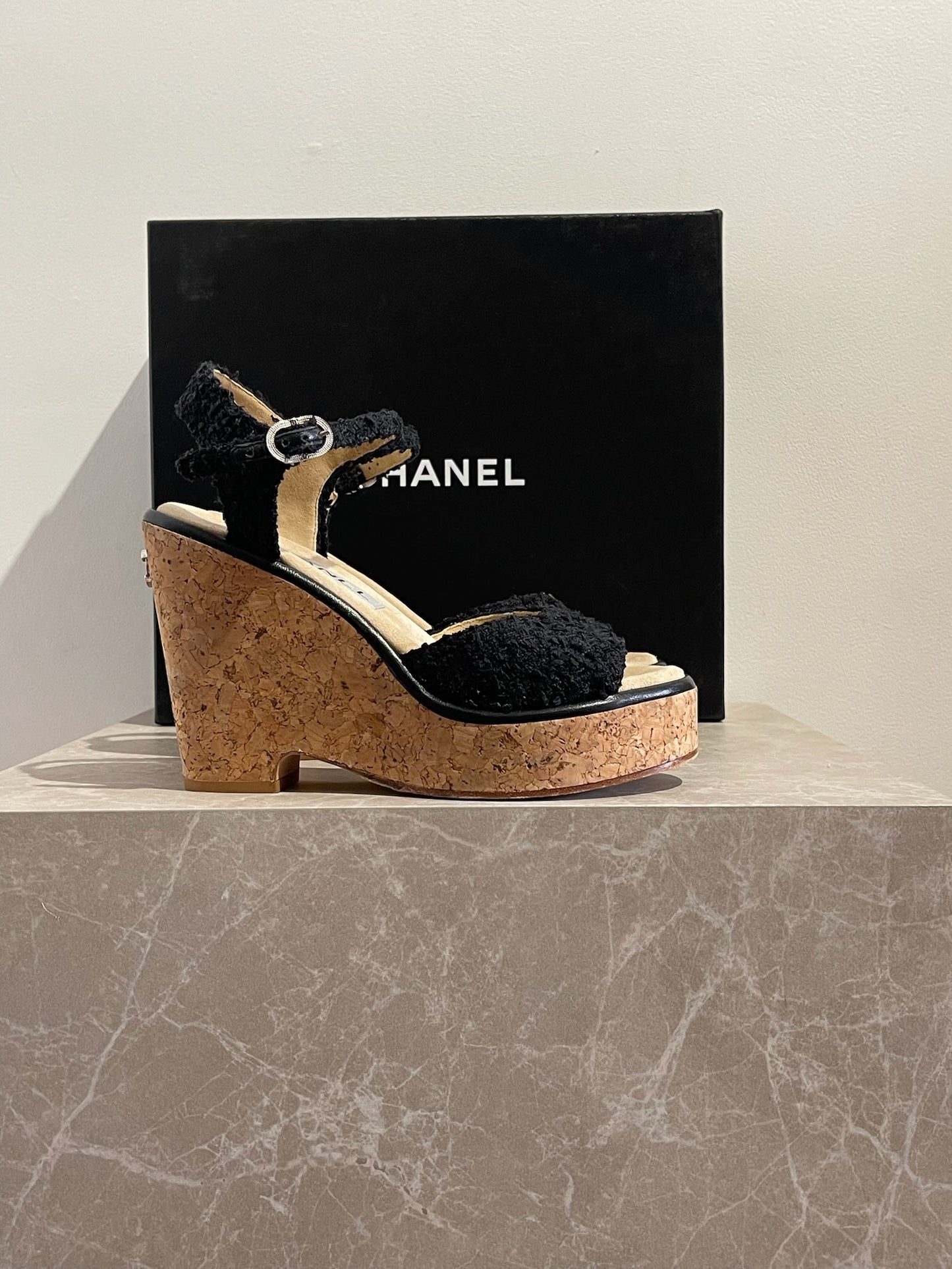 Sandales Chanel noires T.38