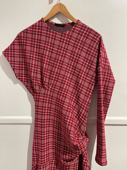 Robe Calvin Klein rouge T.34