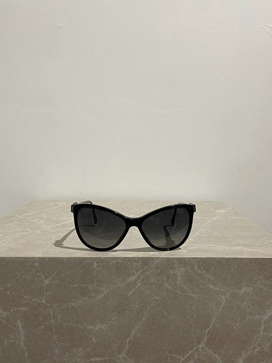 Lunettes de soleil Chanel noires