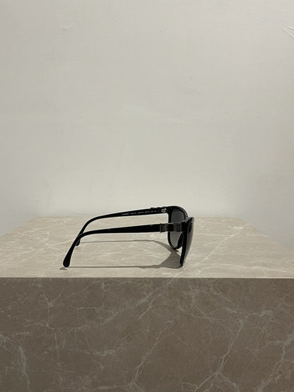 Lunettes de soleil Chanel noires