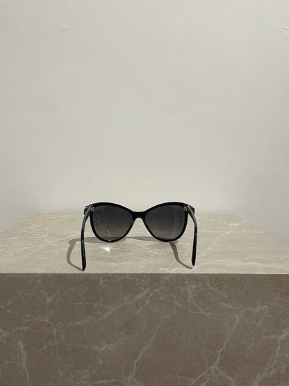 Lunettes de soleil Chanel noires