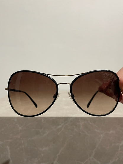 Lunettes de soleil Chanel noires